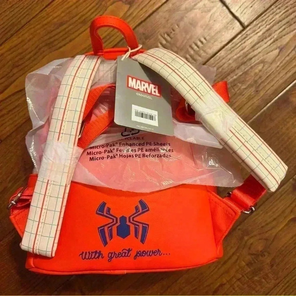 Loungefly Marvel Faux Fur Spiderman BP - $85 NWT - Picture 2 of 2